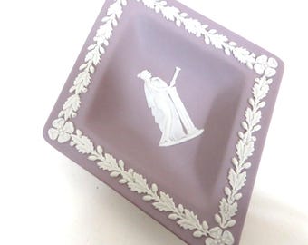 ウェッジウッド ジャスパーウェア ライラック / パープル ジュエリー