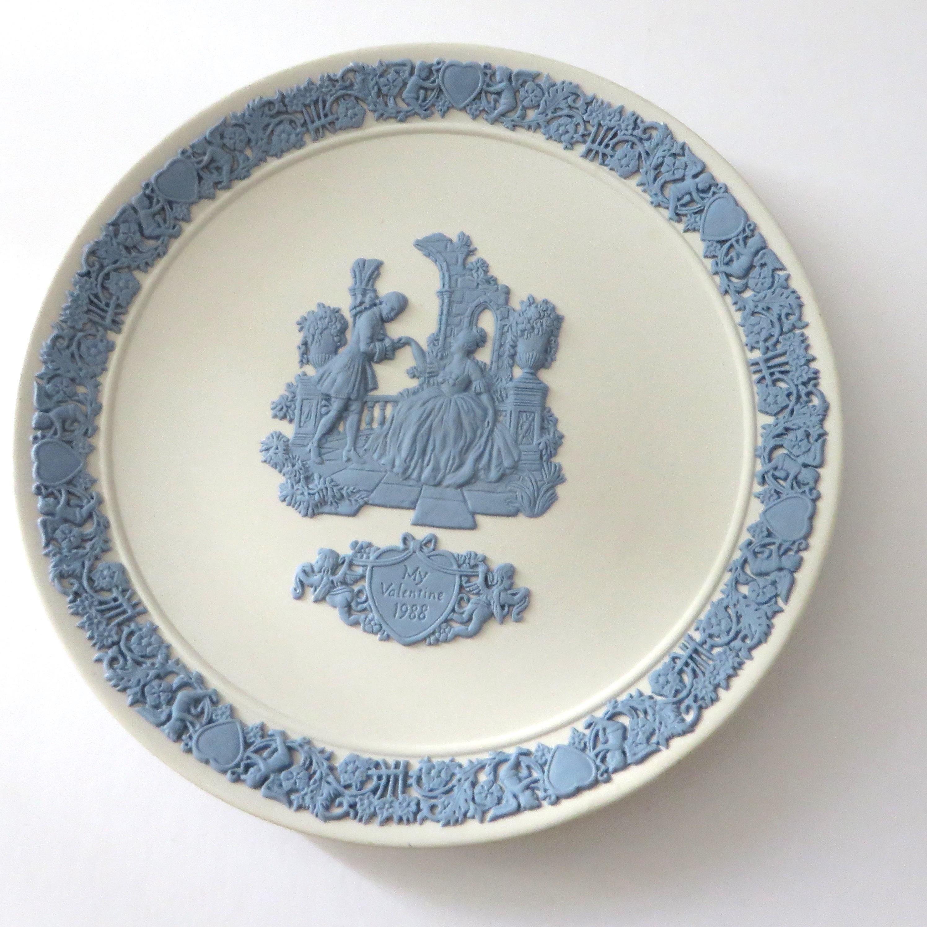Wedgwood Jasperware Vintage 1988 Valentines Plate, Blue on White 