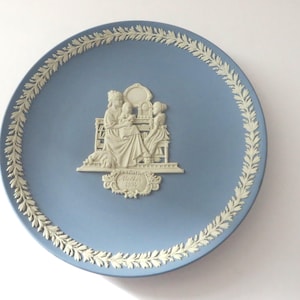 Wedgwood Blue Jasperware 1994 Mother&#39;s Day Plate