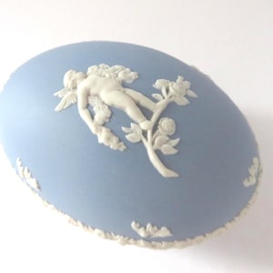 Wedgwood  blue Jasperware  large ceramic egg trinket Box