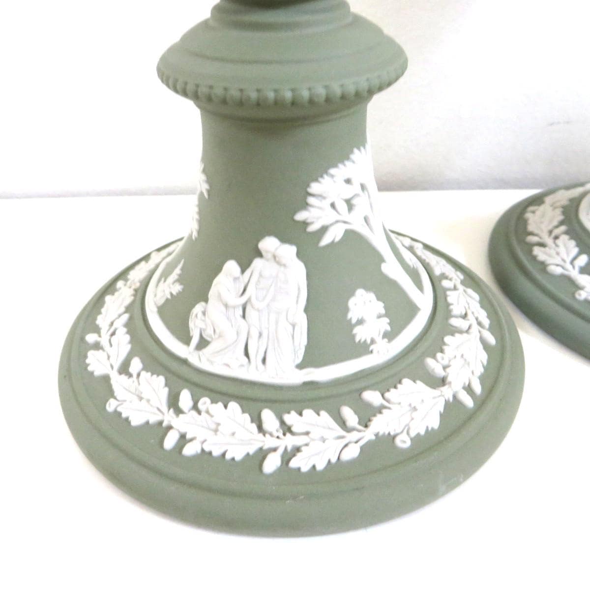 ウェッジウッドのグリーンジャスパーウェア装飾キャンドルスタンド