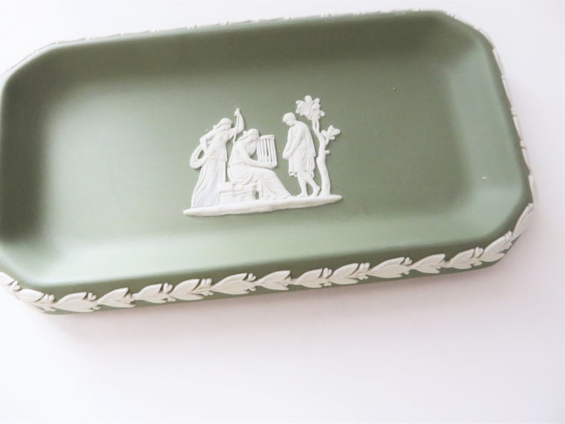 Wedgwood Jasperware vintage 1980/'s sage green dish