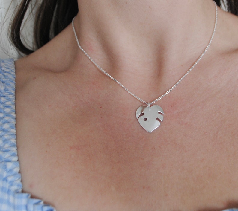 Little monstera leaf necklace, recycled silver image 3