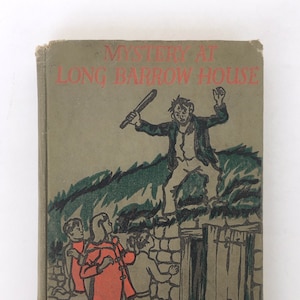 Mystery at Long Barrow House de Nancy Faulker. Rare Children’s Mystery Novel Set in England. Les enfants découvrent l’histoire anglaise intéressante.