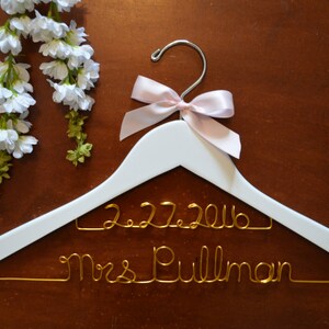 Personalized Bridal Hanger with Date, Wedding Dress Hanger, Bride Hanger, Mrs Hanger, Future Mrs Gift, Bride to be Gift, Name Hanger