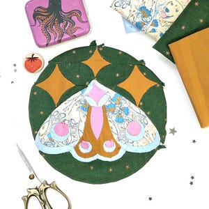 Modello per blocco trapunta Night Moth – English Paper Piecing (PDF)