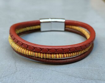 Boho Läderarmband med flera strängar: Unisex Magnetisk Manschett, Anpassad