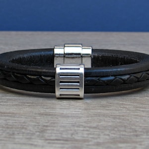 Mens Leather Bracelet, Bracelet For Men, Antique Silver Leather Mens Bracelet Cuff, Boyfriend Gift, Magnetic Clasp Customized On Your Wrist