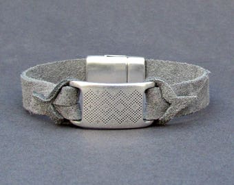 Customized Mens Leather Bracelet, Zinc Alloy Cuff, Fathers Day Gift