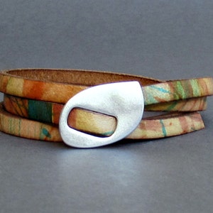 Wikkelarmband, veelkleurige leren wikkelarmband voor heren Boho uniseks armband, verstelbaar om je pols
