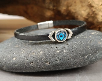 Unisex Evil Eye Leather Bracelet: Silver Plated Magnetic Clasp