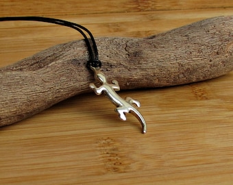 Collar con colgante de lagarto: unisex, de aleación de zinc, con cordón de cuero ajustable.