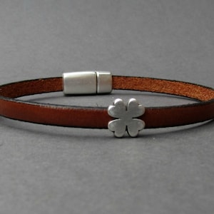 Klavertje vier heren leren armband manchet vriendje cadeau aangepast aan je pols