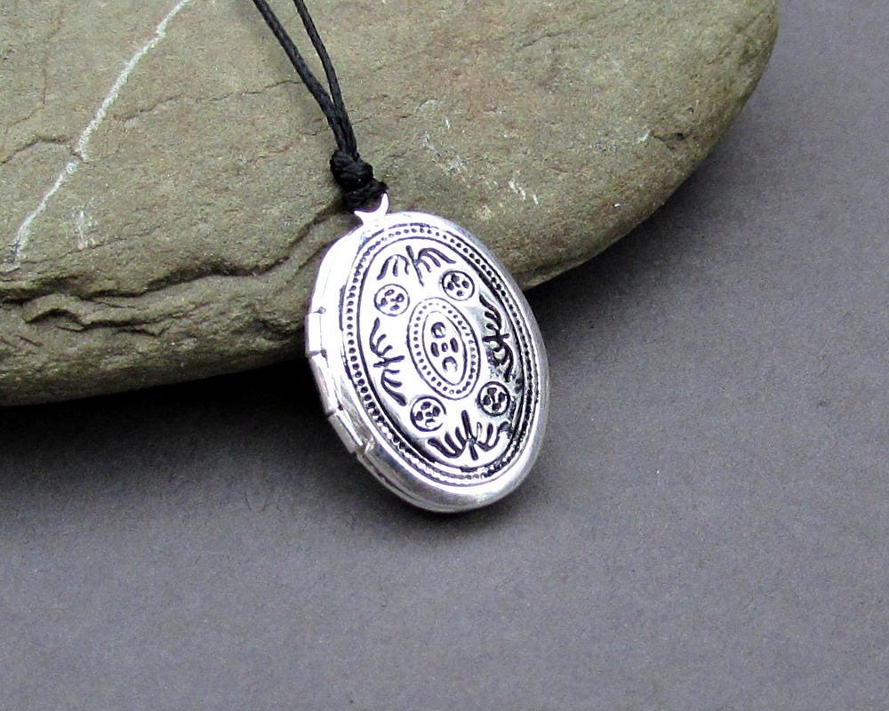 Tiny Oval Locket Necklace Pendant Silver Mens Simple Locket | Etsy