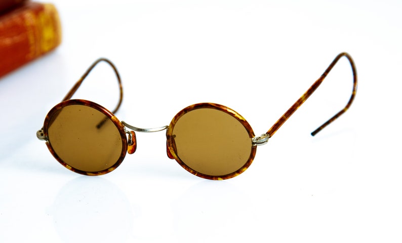 Original vintage round sunglasses with glass lenses and bakelite turtle frame. Best old time look or gift for Halloween, Thanksgiving or Christmas.
