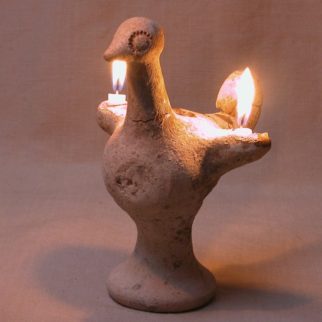Earth Friendly Vintage Oil Lamp Bird, Holy Pillar Bird Holder, Eco