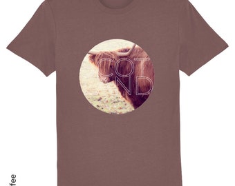 Scotland Cute Highland Cow Unisex T-shirts | Scottish Gifts | Photography | Animal Portrait | Nature | Organic Cotton