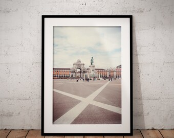 Lisbon Terreiro do Paço Fine Art Print | Wall Decor | Portugal | Portuguese Posters | Street photo | Travel Photography | Urban