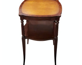 Antique Leather Top Coffee Table - Antique Mahogany Leather Top Coffee Table Marylebone Antiques / One of the reasons i love chalk paint so much is that it sticks to everything, including leather.