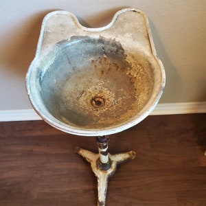 Antique Dentist Office Tooth Cuspidor Spit Bowl Pedestal Stand, 19th Century, Birdbath Garden Planter Spittoon Ice Bucket Cast Iron Toleware image 8