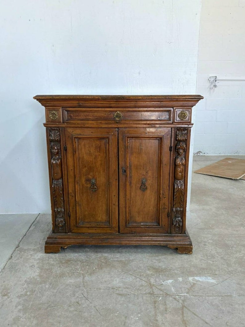 18th Century Italian Carved Walnut Two Door Cabinet Credenza Antique Sideboard Server image 9