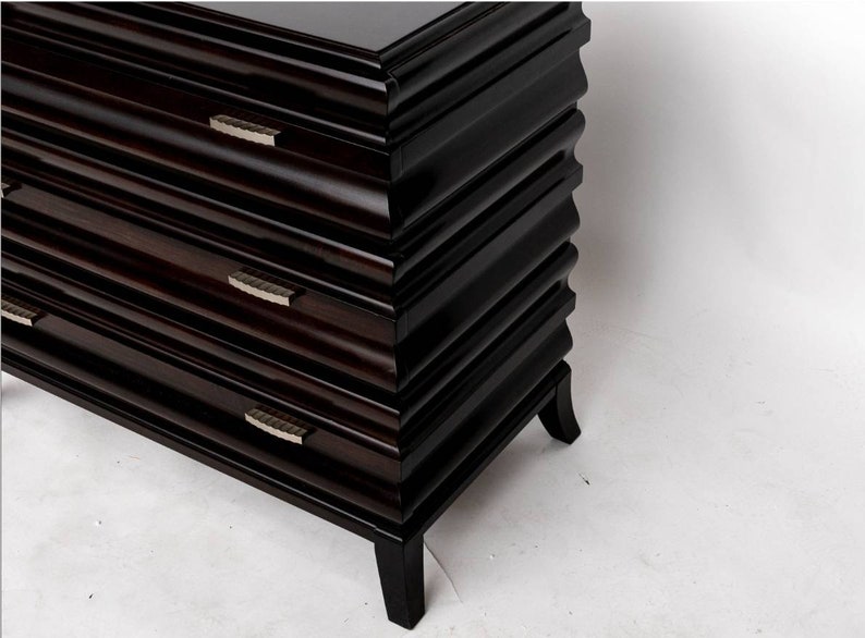 Hickory White Bachelor's Chest Of Three Drawers in Ebony, Modern Sculptural Style image 3