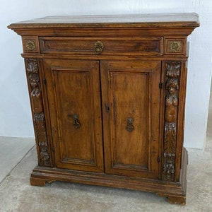 18th Century Italian Carved Walnut Two Door Cabinet Credenza Antique Sideboard Server image 2
