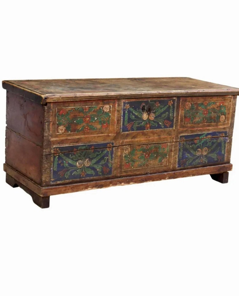 19th Century Scandinavian Country Folk Hand-Painted Pine Storage Trunk Blanket Chest Repurposed Coffee Table image 5