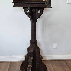 Large Antique Gothic Revival Carved Oak Religious Church Altar Synagogue Lectern Book Stand Podium image 3