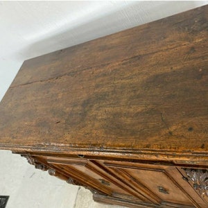 18th Century Italian Carved Walnut Two Door Cabinet Credenza Antique Sideboard Server image 7