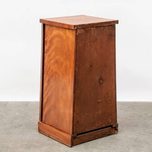 19th Century Biedermeier Satin Birch Bedside Table image 10