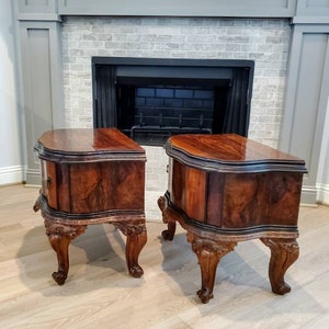 Vintage Venetian Baroque Hand Carved Highly Figured Burl Walnut Bedside Cabinet / End Table Pair image 3