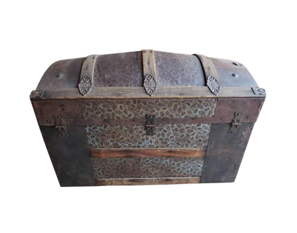 Antique Steamer Trunk by Innovation, 1930s at 1stDibs  steamer chest, steamer  trunk antique, antique steamer trunk with drawers and hangers