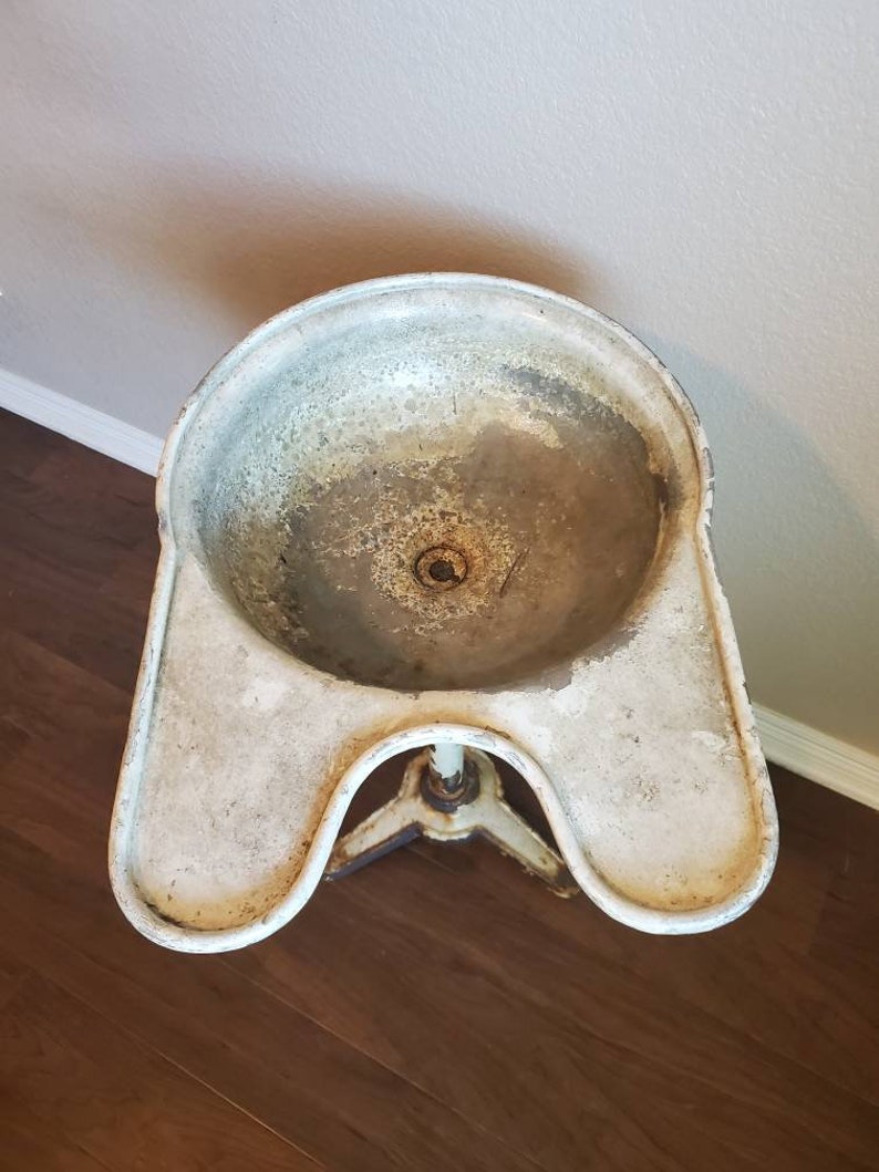 Antique Dentist Office Tooth Cuspidor Spit Bowl Pedestal Stand, 19th Century, Birdbath Garden Planter Spittoon Ice Bucket Cast Iron Toleware image 5