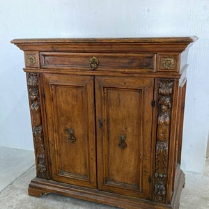 18th Century Italian Carved Walnut Two Door Cabinet Credenza Antique Sideboard Server image 4