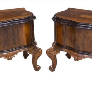Vintage Venetian Baroque Hand Carved Highly Figured Burl Walnut Bedside Cabinet / End Table Pair image 5