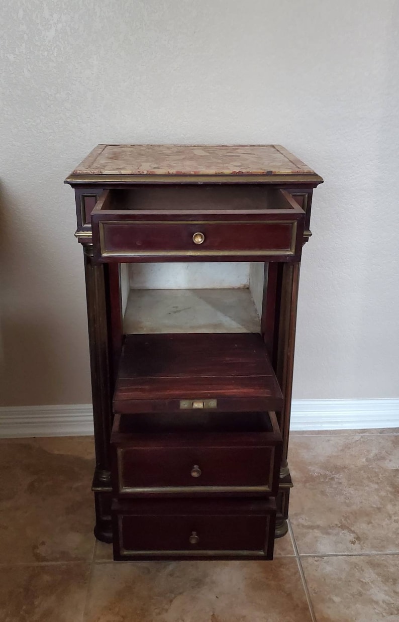 Antique French Louis XVI Style Napoleon III Second Empire Period Brass Mounted Mahogany Bedside Cabinet Nightstand / End Table image 7