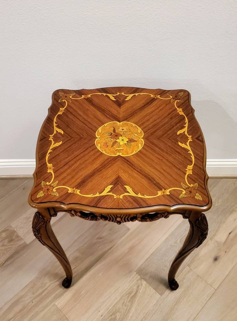 Antique French Louis XV Rocaille Inlaid Marquetry Side Table Parlor Table image 2