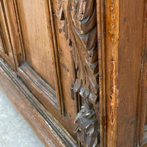 18th Century Italian Carved Walnut Two Door Cabinet Credenza Antique Sideboard Server image 6