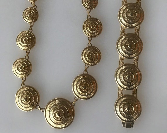 1980s gold toned statement piece jewellery set large gold rope twist discs