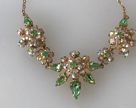 Beautiful vintage rhinestone choker necklace pale green and pink