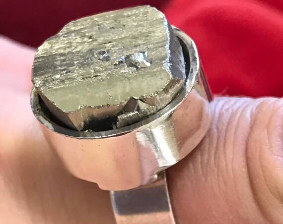 Solid sterling silver modernist 1969 iron Pyrite Statement ring size UK M US 6