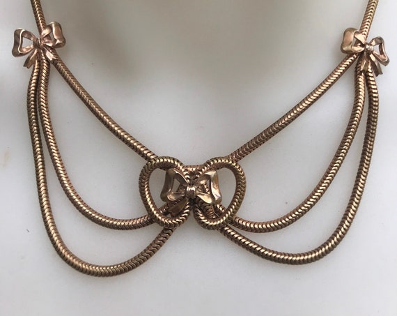 Retro 1940s Gold plated draped snake chain bow necklace