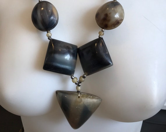 Striking vintage chunky resin beaded statement piece necklace Art jewellery