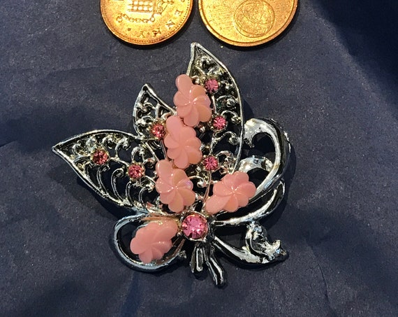 Vintage pink rhinestone rhodium plated bouquet brooch