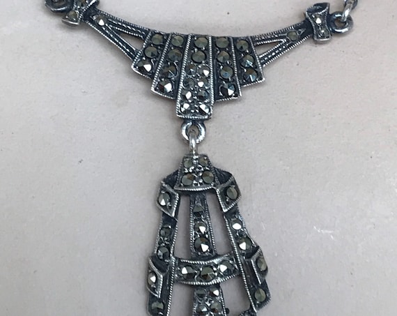 Stunning Art Deco Sterling silver and Marcasite drop necklace