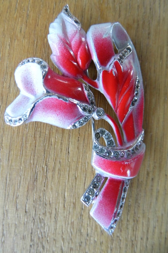 1950s pot enameled marcasite pink bouquet brooch/ pin set with crystals