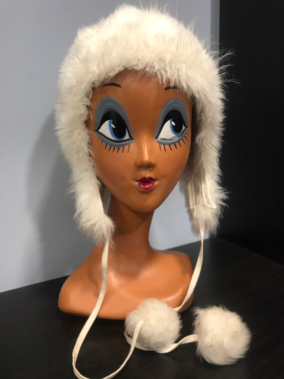 Vintage 1960s white sheepskin child’s/ teen snow bonnet