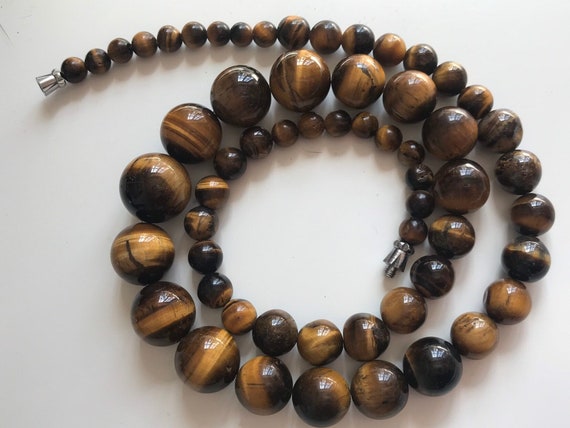 Vintage 22 inch Tigers eye gemstone graduated round beaded necklace