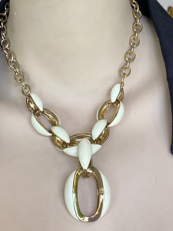 Barcs Australia Vintage Enamelled drop chain Necklace White and gold toned